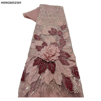 Tissu en dentelle de tulle brodé de velours 3D vintage à grandes fleurs, tissu en dentelle de velours perlé avec sequins pour robe femme