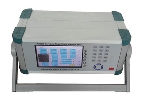 Calibrateur d'énergie triphasé portable pour usage en laboratoire, garantie électronique d'un an, précision 0,01, 45Hz-70Hz, IP55 - Product Image 2