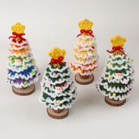 Siebenschichtige Schneeflocken-Weihnachtsbaumschmuck aus gehäkeltem Acryl mit kleinen Glocken, faltbare Weihnachtsdekoration, kreative Feiertagsdekoration