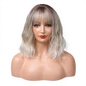 Perruques synthétiques courtes bouclées de haute qualité, résistantes à la chaleur, <span class=keywords><strong>avec</strong></span> <span class=keywords><strong>frange</strong></span>, rose, marron, orange, pour femmes, vente en gros - Product Image 4