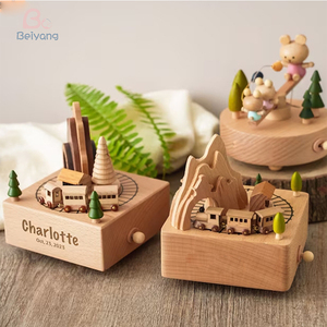 Boîte à <span class=keywords><strong>musique</strong></span> en bois personnalisée gravée à la main Montessori éducative pour bébé, ensemble cadeau - Product Image 4