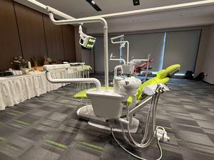 Sillón <span class=keywords><strong>Dental</strong></span> Hidráulico Estable con Estabilizador de Voltaje, Doble Filtración de Agua <span class=keywords><strong>y</strong></span> Sistema de Reanudación Automática para un Uso Clínico Confiable - Product Image 3