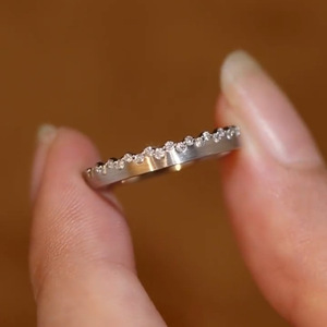 Anillo de Compromiso de Plata de Ley S925, Diseño Inglés Cepillado, Estilo Simple y Moderno, Regalo para Novia - Product Image 2