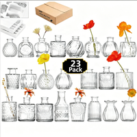 35 pièces de vases à fleurs en verre assortis avec des formes de cristal texturées et des fleurs artificielles pour la décoration de table à la maison, vente en gros