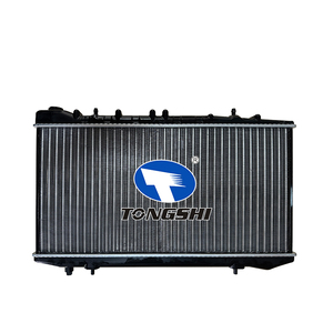 21410-F4200E หม้อน้ำรถยนต์ Tongshi ใหม่สำหรับ <span class=keywords><strong>Nismo</strong></span> <span class=keywords><strong>370</strong></span> <span class=keywords><strong>Z</strong></span> 2009-2016 3.7L ได้รับการรับรอง IATF16949 - Product Image 2