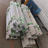 Barres d'acier en forme de L G250/G350/Q235/Q345, etc., égal et inégal sectionnellement, pour la construction de sols et de villas, soudage, découpe, sur mesure
