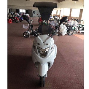 Pneus de <span class=keywords><strong>scooter</strong></span> électrique, conception de frein avant pour la stabilité des personnes âgées, <span class=keywords><strong>toit</strong></span> de protection, <span class=keywords><strong>scooter</strong></span> à quatre roues à équilibrage - Product Image 5