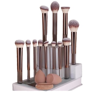 12色长管化妆刷套装扁平方形美容工具眼影腮红粉底眼线笔新款化妆泡芙 - Product Image 1