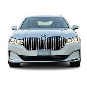 Vehículo Usado/Nuevo, Sin Accidentes, Serie 7 740i RWD Sedán 2022, Color Plata, Vista Frontal - Product Image 1