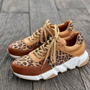 Usine de mode Vente en Gros Chine Chaussures <span class=keywords><strong>Marron</strong></span> en <span class=keywords><strong>Cuir</strong></span> PU Imprimé Léopard Femmes Chaussures Baskets - Product Image 5