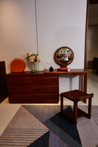 Table de toilette moderne avec miroir et tiroirs, grand rangement, facile à assembler, en bois, pour la chambre à coucher - Product Image 3