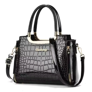 Sacs à main grande capacité pour femmes en cuir PU avec coutures colorées, sacs fourre-tout de haute qualité pour femmes, vente en gros - Product Image 1