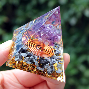 <b>Crystal</b> <b>Chip</b> Pyramid Resin Epoxy Craft Desktop Ornament Amethyst Mushroom Head Coil Alabaster Home Decoration - Product Image 3