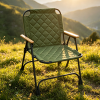 Chaise de plage et de camping rembourrée en gros, avec cadre en acier carbone, portable pour événements, festivals, sports, personnalisable en vrac (ODM/OEM)