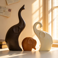 Ensemble de 3 figurines d'éléphants en céramique abstraites modernes, statue de famille d'éléphants minimaliste pour la décoration de la maison, de la bibliothèque ou de la table, cadeau de déménagement