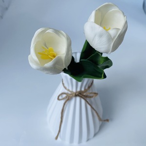 Fleurs artificielles en soie Meiduo Flower Industry, tulipes à branche unique, pour la décoration de la maison et les bouquets DIY - Product Image 1