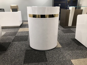 Mini caja de efectivo <span class=keywords><strong>barata</strong></span> para peluquería, salón de peluquería de tamaño de hotel para tienda minorista, pantalla redonda de pie, led dorado, escritorio de recepción - Product Image 2