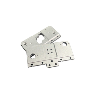 Tour CNC de précision et pièces d'usinage par électroérosion à fil perçage en aluminium tournant pour l'usinage de YT-C017 de plaque de base - Product Image 4