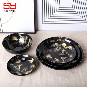 Set da Pranzo in Vetro Nero con Motivo Dorato in Rilievo, Elegante Servizio di Piatti per Casa, Hotel e Ristoranti Raffinati, Fornitura all'Ingrosso - Product Image 2