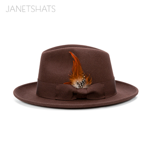 بطانات بنج بنية مخصصة قبعة ساتان سادة للذكور من الداخل قبعة جاز كلاسيكية حافة بخيل مجعدة مع ريشة بعقدة فراشية - Product Image 4