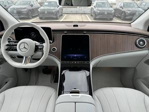 Voiture d'occasion Mercedes-Benz EQE SUV 2024 500 4MATIC <span class=keywords><strong>Pioneer</strong></span> Edition 609 km d'autonomie CLTC Transmission intégrale Véhicule électrique haute vitesse pour la vente en gros - Product Image 3