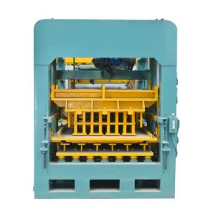 Máquina Multifuncional para la Producción de Ladrillos de Cemento QT8-15 en Varios Tamaños - Product Image 3