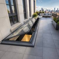 Fenêtre de ventilation automatique motorisée coulissante en aluminium avec verre isolant pour terrasse, escalier, puits de lumière et lucarne