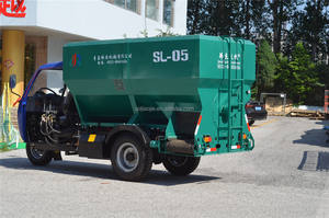 Carro/Triciclo Automático <span class=keywords><strong>para</strong></span> Alimentar Ganado de 5m3, Nuevo, Distribuidor de Alimento <span class=keywords><strong>para</strong></span> <span class=keywords><strong>Vacas</strong></span>, en <span class=keywords><strong>Venta</strong></span> - Product Image 3