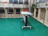 Cadre en aluminium et acier avec dessus de table de qualité E1 et services OEM bureau formation école table pliante