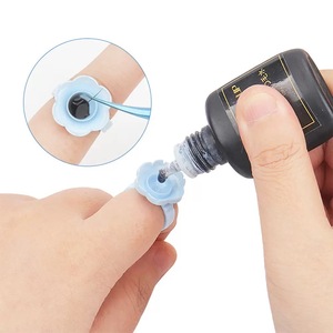แหวนกาวต่อขนตา รูปดอกไม้ 100 ชิ้น ที่วางนิ้วมือสำหรับต่อขนตา - Product Image 3