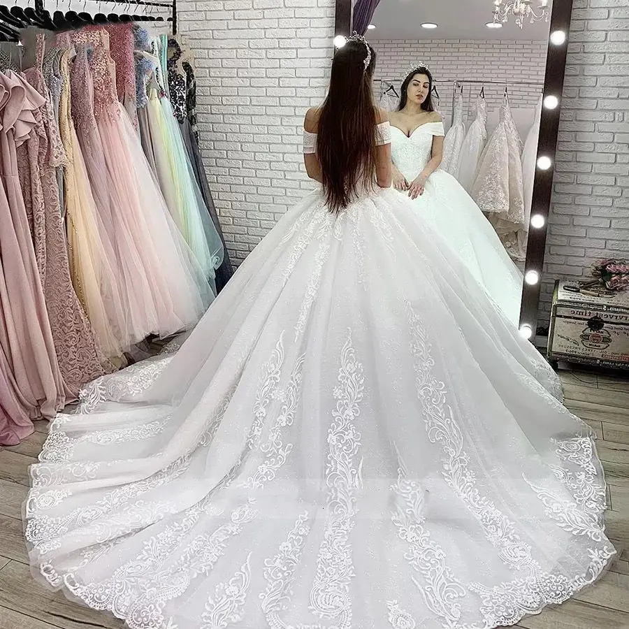 Long A-line Tulle Jewel Lace Appliques Wedding Dresses – BIZTUNNEL