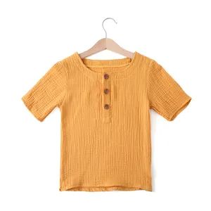 夏の男の子服コットンモスリンリネンシャツシンプルデザイン女の子服ボタン半袖キッズTシャツ