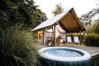 Tente de safari de luxe, glamping en plein air, hôtel imperméable, mini chalet en bois 5x7m