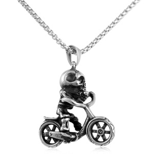Collar Unisex de Moda de Acero Inoxidable con Colgante de Calavera Montando en Bicicleta yunnique 231062 - Product Image 5