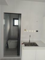 Cabines en forme de pomme à faible coût de 20 pieds et 40 pieds, livraison directe d'usine, bureaux modulaires préfabriqués portables et mobiles