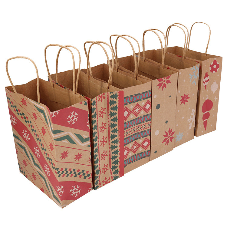Six Modèles Brun Kraft Papier Sac De cadeau De Noël De Mélange En Gros