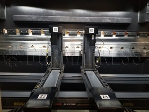 Norme industrielle machine à cintrer presse plieuse da66t 3200mm pour le pliage - Product Image 5