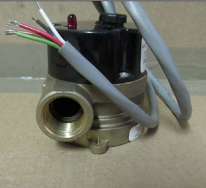เซ็นเซอร์ใหม่ Rfs-2500b 155485 Rotorflow สวิตช์ควบคุมการไหลแบบอิเล็กทรอนิกส์ ชุดสวิตช์ควบคุมจุดตัด 1.5-20 แกลลอนต่อนาที 24vdc - Product Image 5