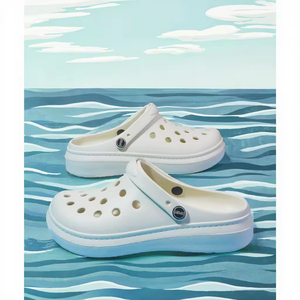 รองเท้าแตะคู่สีขาวสำหรับวัยรุ่น  แบบนุ่ม สวมใส่สบาย  สำหรับผู้ชาย  ขายส่ง  รองเท้ารัดส้นแบบมีรู  พร้อมโลโก้  วัสดุ EVA สำหรับฤดูร้อนและฤดูหนาว  แบบเรียบง่าย  ขายส่ง - Product Image 3