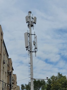 Tháp đơn mạ kẽm nhúng nóng | cột Viễn Thông ống đơn | cực truyền thông cho tín hiệu di động 4G 5g - Product Image 4