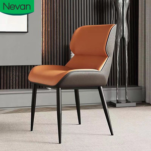<span class=keywords><strong>Sedie</strong></span> <span class=keywords><strong>da</strong></span> <span class=keywords><strong>Pranzo</strong></span> in Stile Nordico di Tendenza, Design Moderno e alla Moda, <span class=keywords><strong>Sedie</strong></span> in Pelle per <span class=keywords><strong>Sala</strong></span> <span class=keywords><strong>da</strong></span> <span class=keywords><strong>Pranzo</strong></span> - Product Image 1