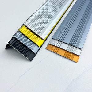 Bandes antidérapantes durables <span class=keywords><strong>pour</strong></span> escaliers, protection <span class=keywords><strong>d</strong></span>'angle <span class=keywords><strong>pour</strong></span> marches <span class=keywords><strong>d</strong></span>'hôtel, <span class=keywords><strong>bande</strong></span> de nez de <span class=keywords><strong>marche</strong></span> <span class=keywords><strong>pour</strong></span> <span class=keywords><strong>escalier</strong></span> - Product Image 6