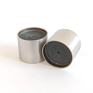 Nouveau catalyseur d'échappement pour moto diesel résistant aux hautes températures avec revêtement en platine/palladium/rhodium - Product Image 1