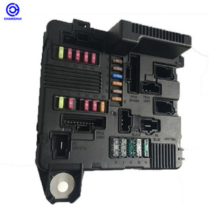Módulo de Fusibles para Caja de Fusibles Automotriz 8200306033 <span class=keywords><strong>Usado</strong></span> para Renault <span class=keywords><strong>Megane</strong></span> - Product Image 2