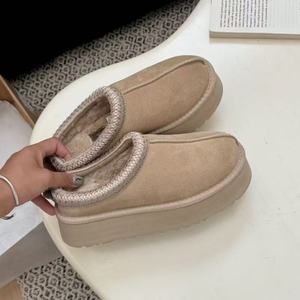 Commercio all'ingrosso scarpe di marca di marca antiscivolo moda inverno carino con plateau di pelliccia scarpetta da neve per le donne - Product Image 4