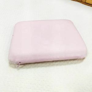 Bantal Bayi Bentuk Persegi Penyangga Leher Busa Memori Super Lembut Bahan Sehat Tidak Beracun Tanpa Bau - Product Image 4