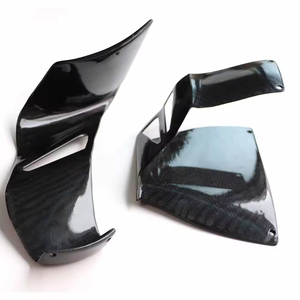 Pièces moulées en fibre de carbone de haute qualité pour l'assemblage d'automobiles, couleur noire personnalisée, surface brillante/mate, fonctionnement à 0-200°C - Product Image 4