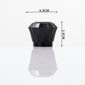 Tapa de Botella de Perfume Industrial de Plástico Duradero con Forma Personalizada, 15 Orificios, Sellado Suave para Envases Cosméticos - Product Image 1