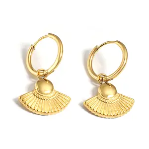 Simple Elegant18k Gold Plated Factory New Designed Small Hoop Fan Charm Earrings For Women 2022 Trendy