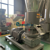 Broyeur à granulés de bois d'eucalyptus approuvé CE / Machine à granulés de bois dur et de balle de riz